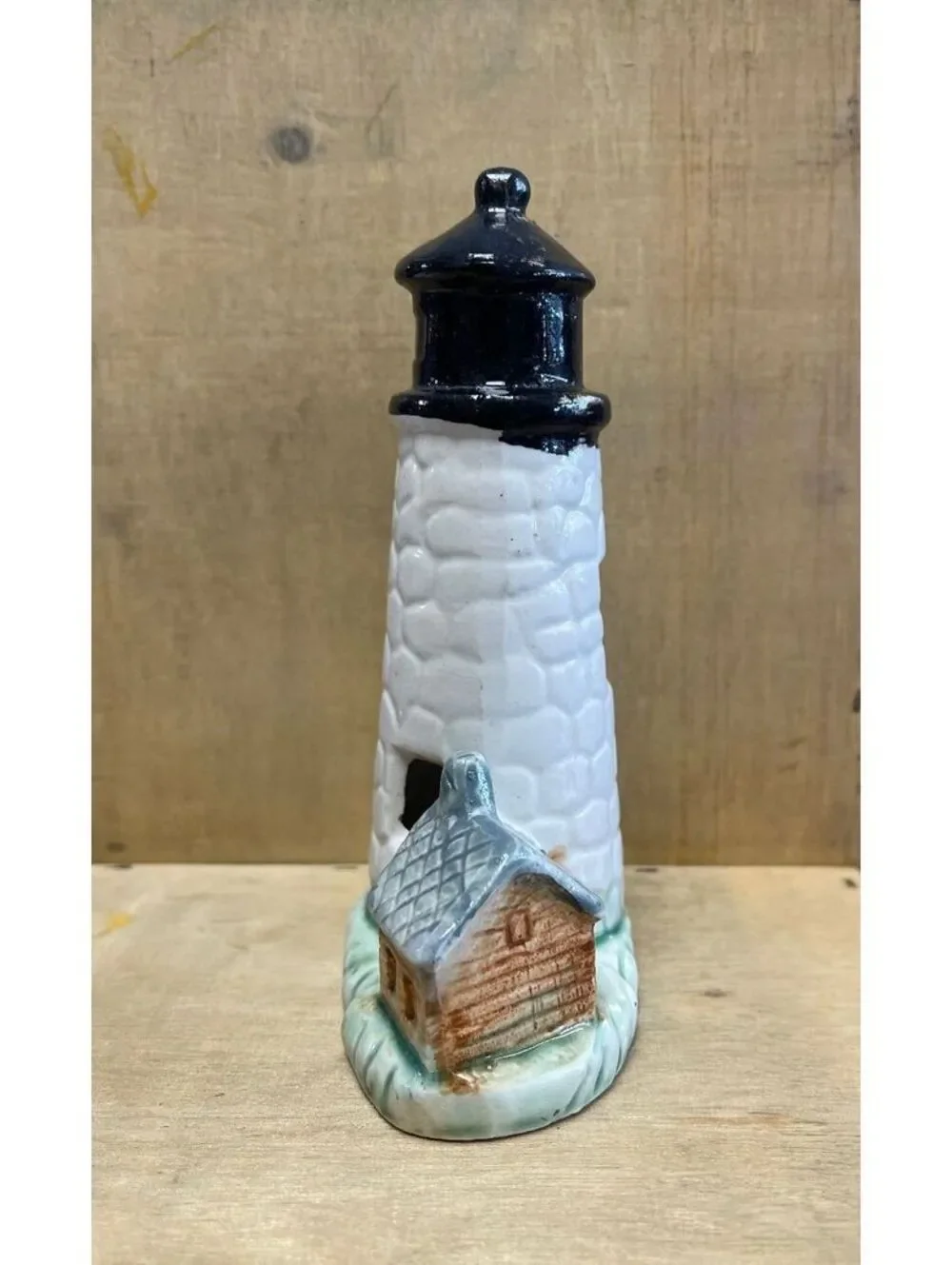 Vintage Aquarium Lighthouse Decor